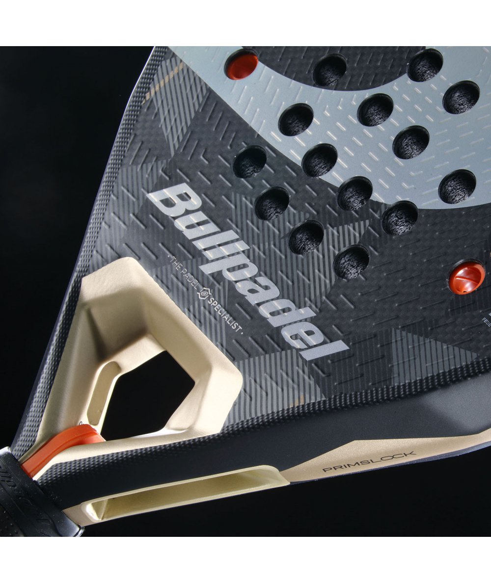Bullpadel Neuron 02 2026 – catalogusfoto 5